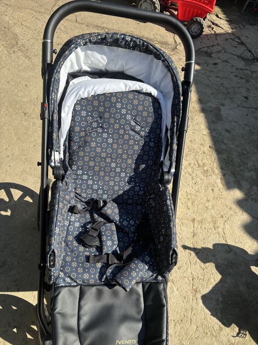 Vand carucior IVENTO  GLAM PREMIUM KUNERT folosit foarte putin,fara defecte(nu trimit prin curier),pret 2000 lei(este in garantie)