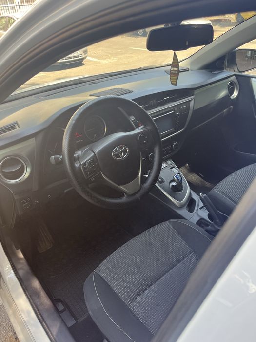 Toyota Auris Hibrid
