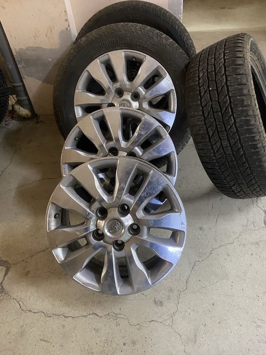 Диски на Toyota с резиной