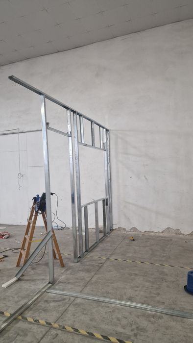 Професионални решения от гипсокартон, преградни стени и окачени тавани