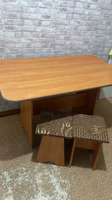 Стол и стулья стол для офиса