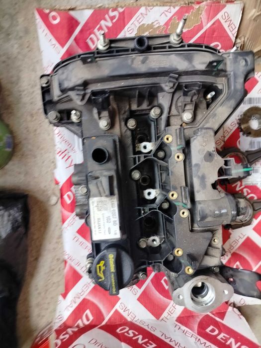 Оборудвана глава за ford b max 1000cc,100hp; 2013год.