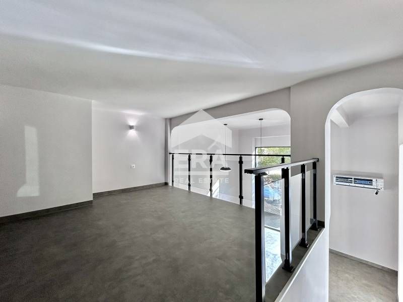 Дава се под наем Магазин в София, Център - 75 кв.м за 1500 € - Снимка #4