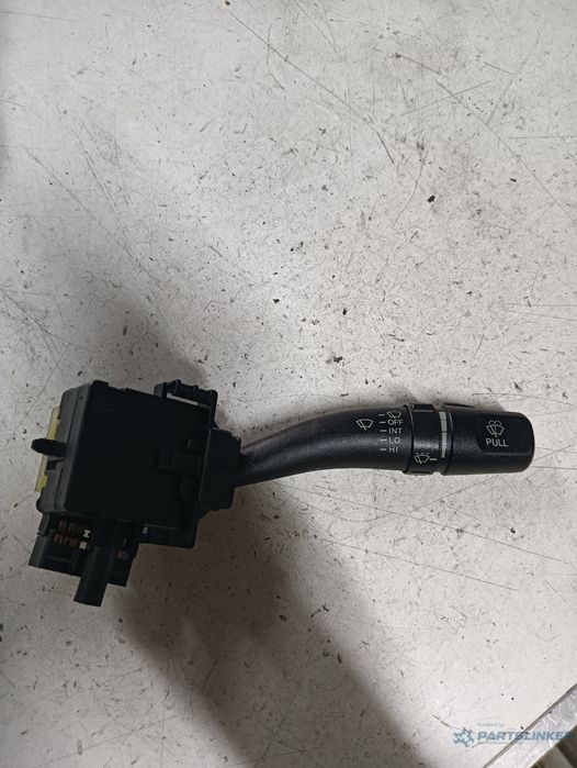 Maneta Stergatoare Hyundai Sonata Vi (Yf) [ 2009 - 2015 ] Oem 934203K0