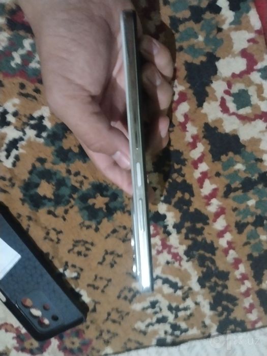 Vivo Y29 holati ideal