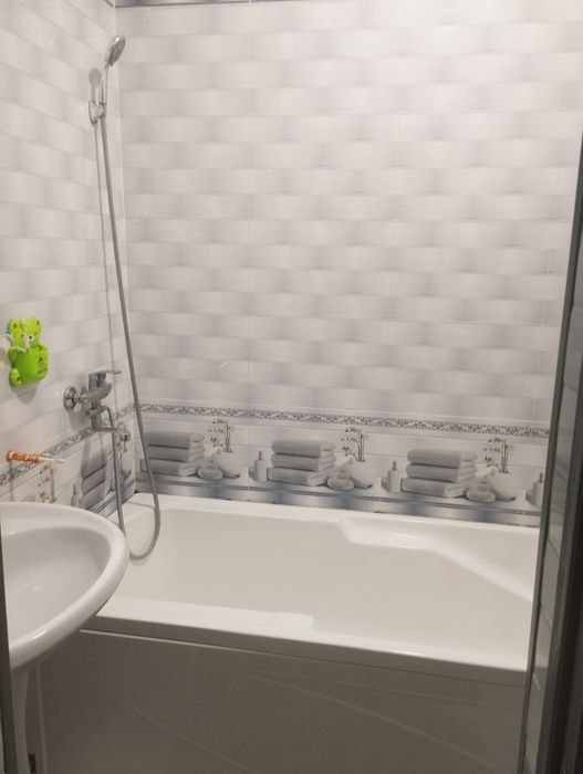 Kvartira sotiladi yoki shaxar atrofidan xovliga almashaman