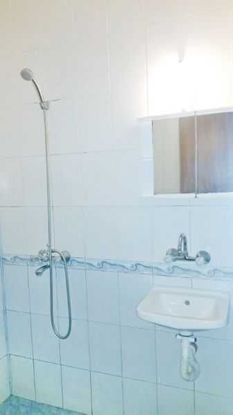 Дава се под наем Едностаен апартамент в Бургас, Лазур - 37 кв.м за 150 € - Снимка #3