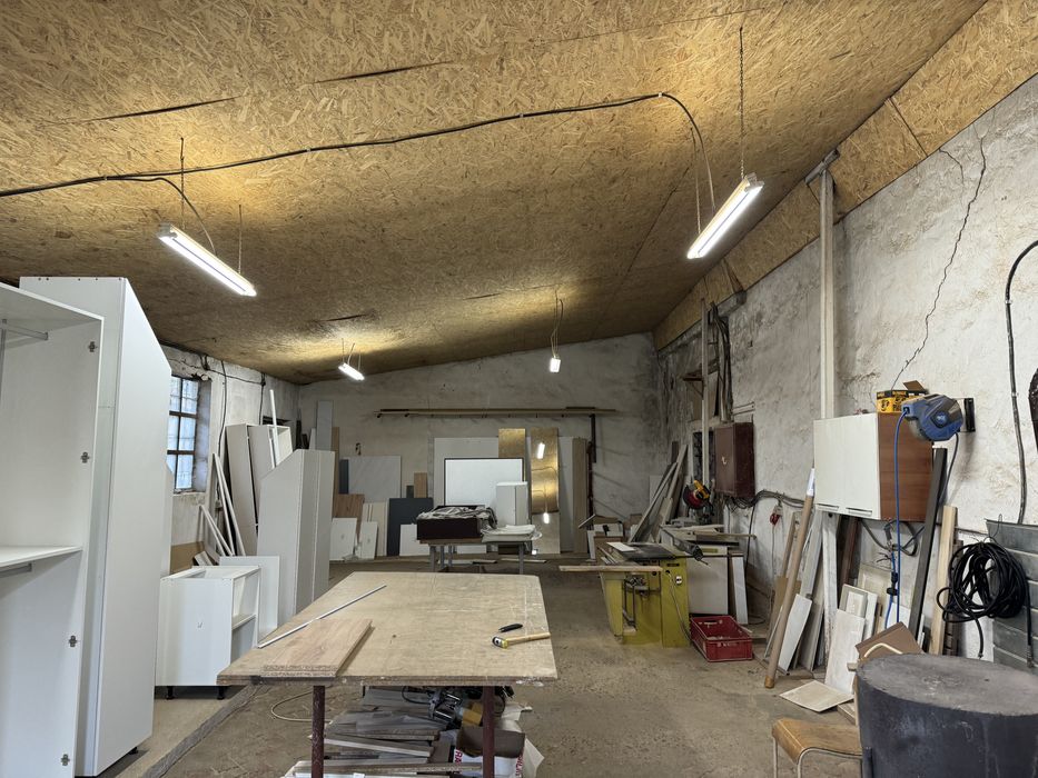 Inchiriez hala/depozit/spatiu productie in centrul orasului