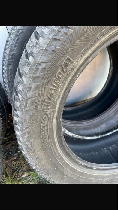 Шины 275/55R20.