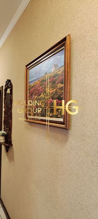 Продава се Четиристаен апартамент в Варна, Червен площад - 132 кв.м за 2272 €/кв.м - Снимка #10