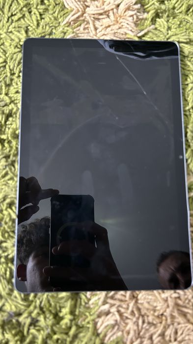 Tableta Lenovo 2024 cu display spart