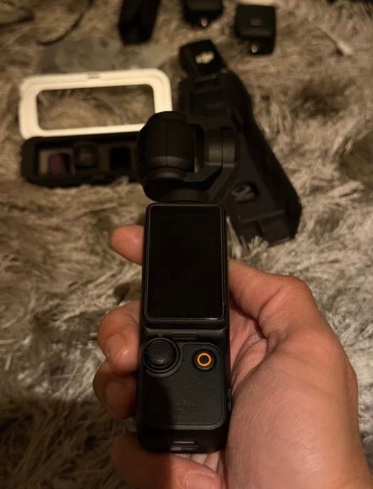 DJI Osmo Pocket 3 Creator Combo