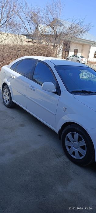 Краска тоза,салон идеал холатда Яна келишиладиган жойи бор