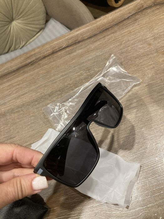 Разпродажба на слънчеви очила