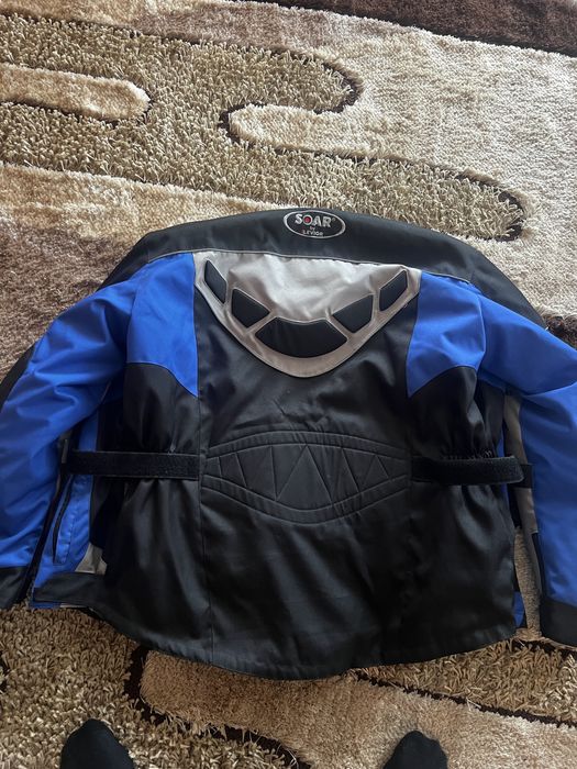 Geaca moto impermeabila cu protectii