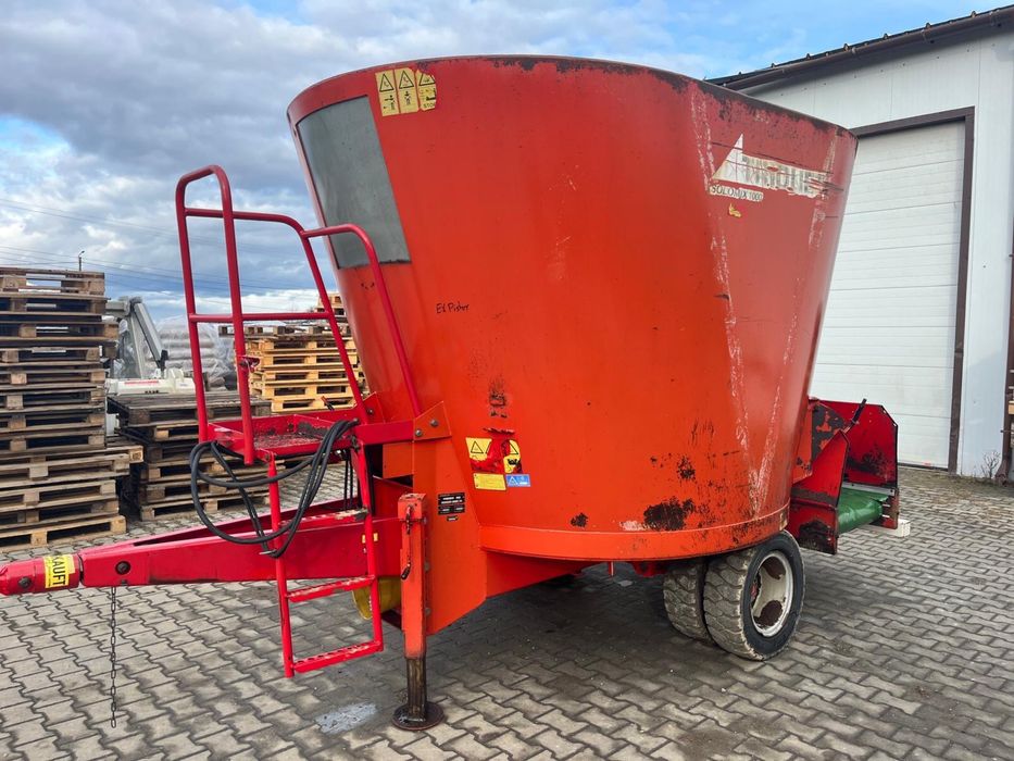 Remorca tehnologica/furajera Siloking / Trioliet  10m3