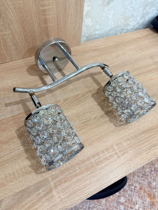 продам люстры состояние хорошее