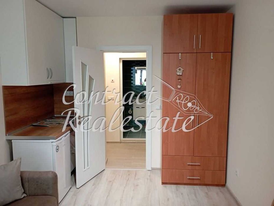 Дава се под наем Едностаен апартамент в Варна, Окръжна болница - 28 кв.м за 408 € - Снимка #4