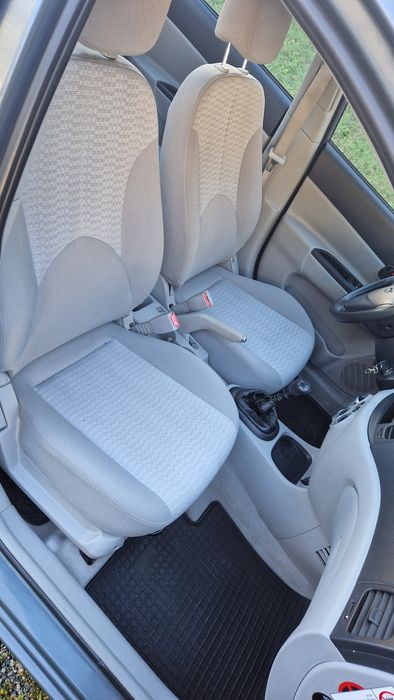 Vând Hyundai Accent 2008 - 1.4 benzină, stare f.buna