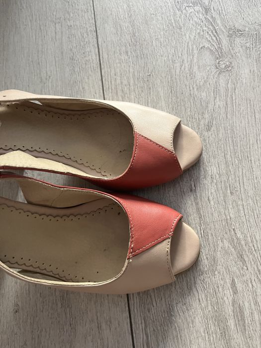 Sandale piele marimea 37