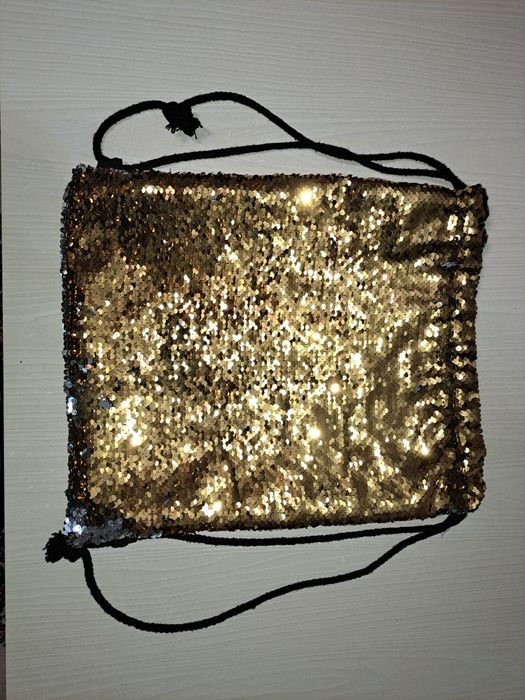 Сумка с пайетками