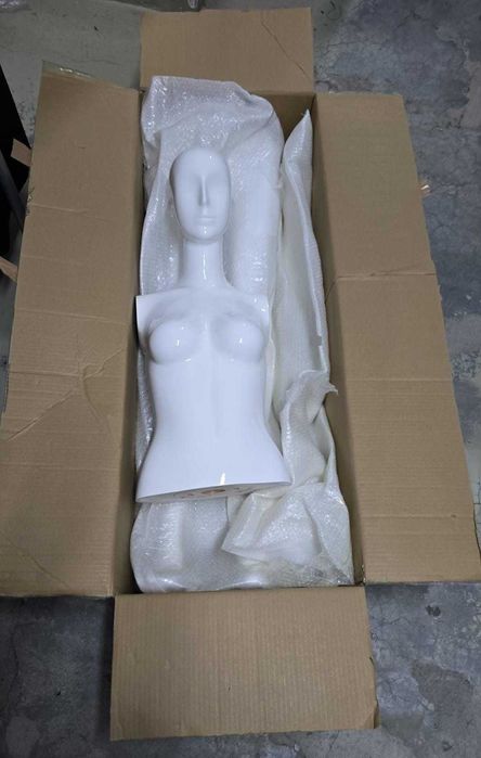 Manechine dama din fibra de sticla