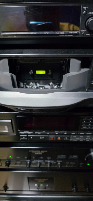 Продавам дек SONY TC-C5