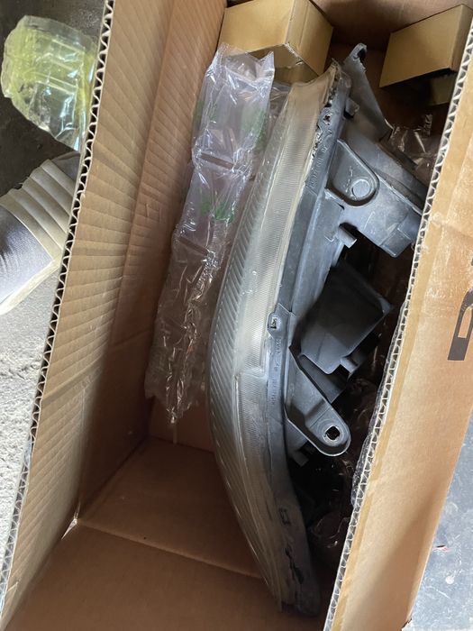 Фары на toyota highlander дорест