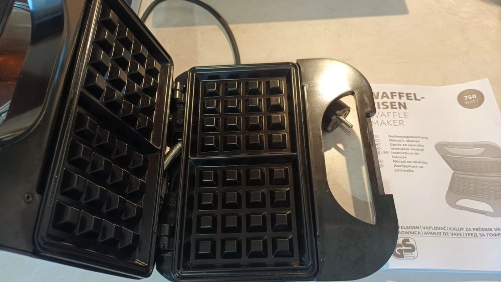 Гофретник Waffle Maker – незалепващо покритие, автоматична температура