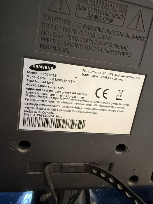 Продавам телевизор Samsung с проблем