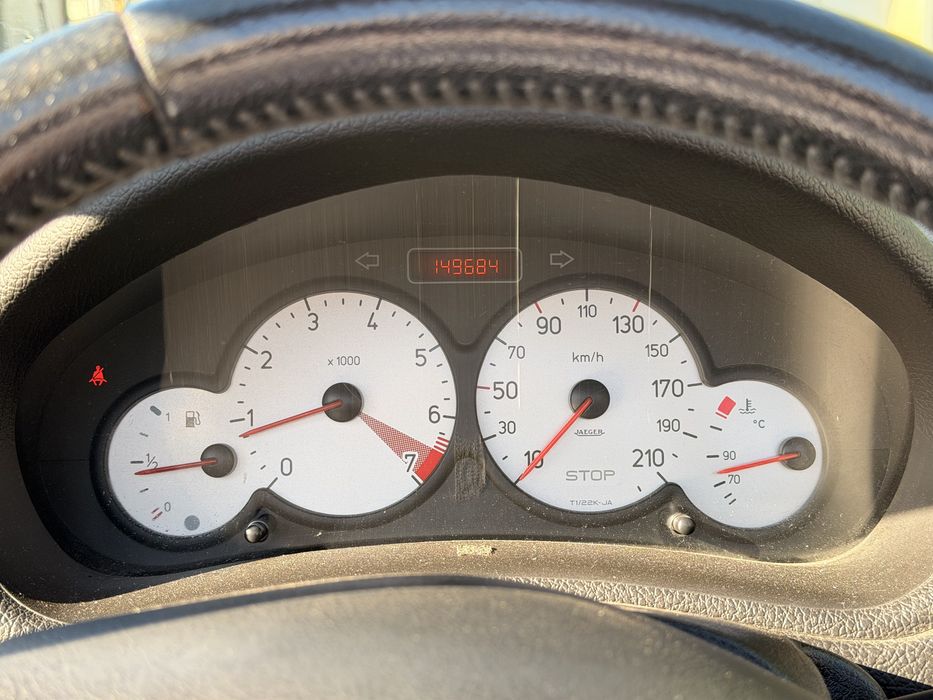 Peugeot 206cc 1.6 benzin