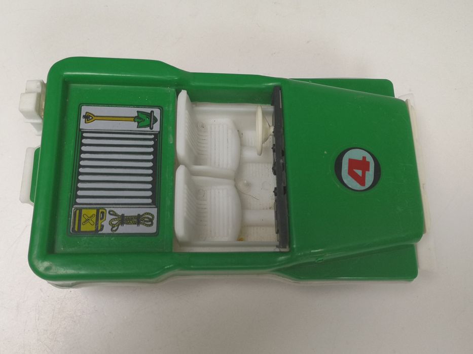 Ретро играчка джип