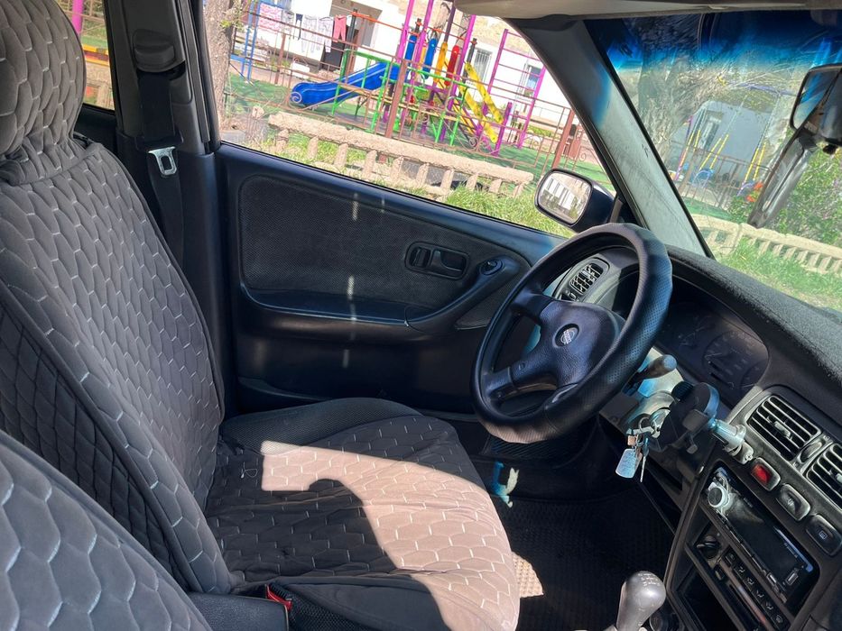 Nissan Primera 1.6