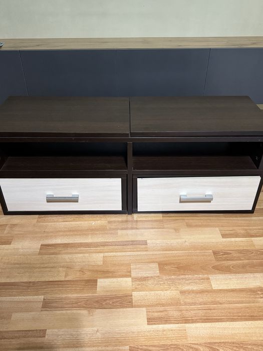 Консоль в прихожую