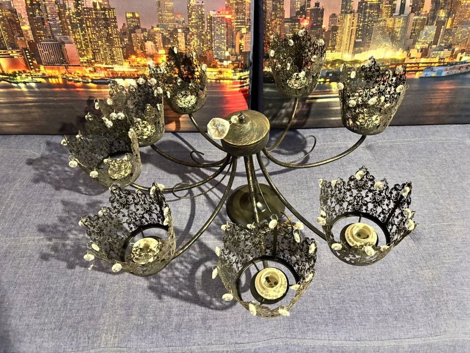 Продам люстру чёрную