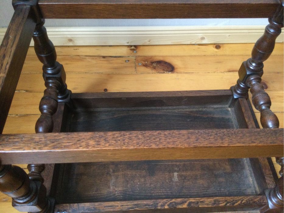 Холна масичка дървена