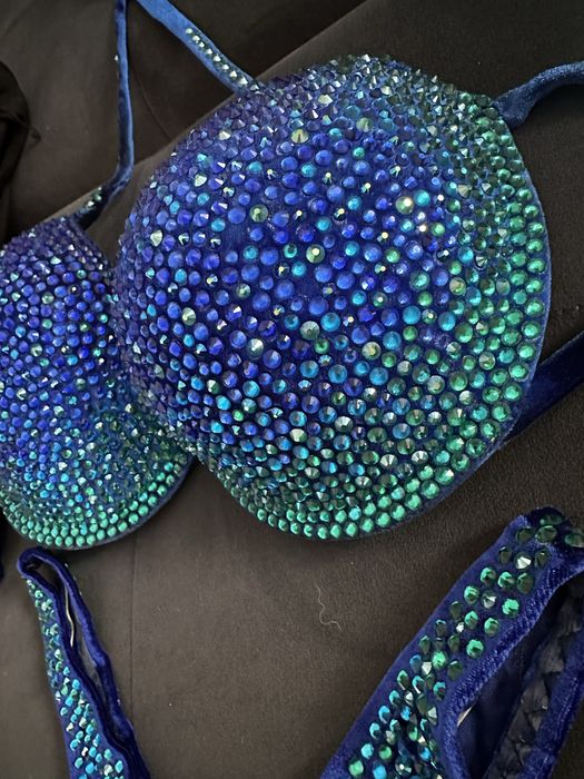 Състезателен бански