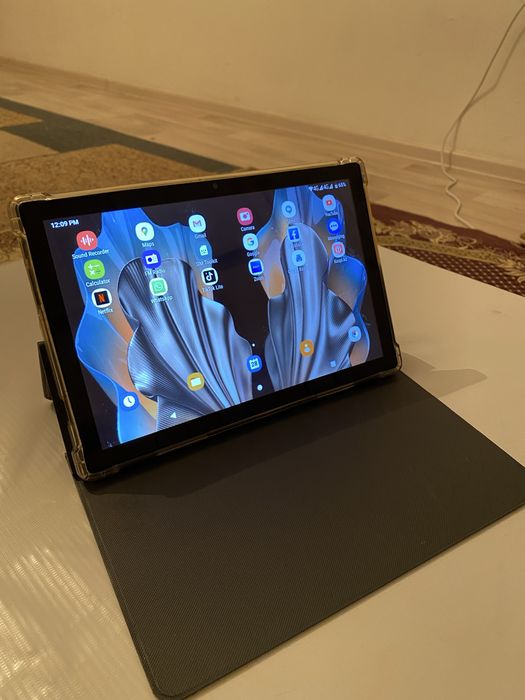 Планшет новый срочно