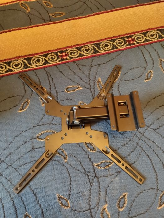 Крепление для телевизора.