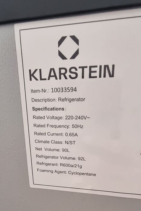 Хладилник Klarstein 90L с дървесен дизайн