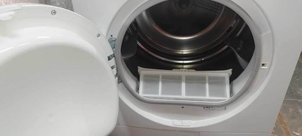 Сушилня AEG T71275AC клас В 7кг.слим внос от Германия