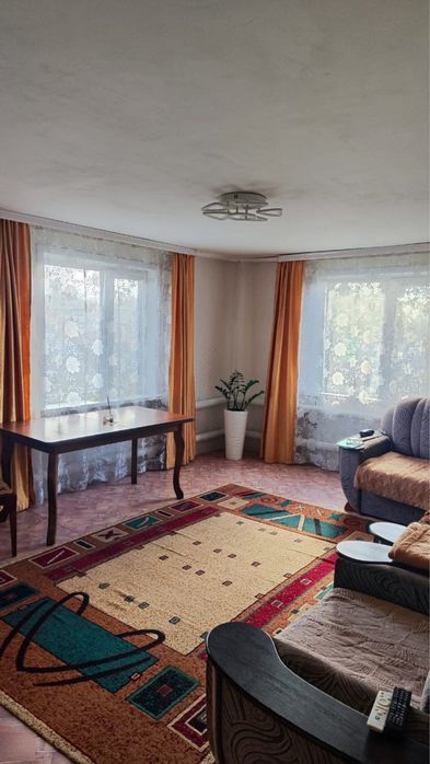 продается ковер 2х3