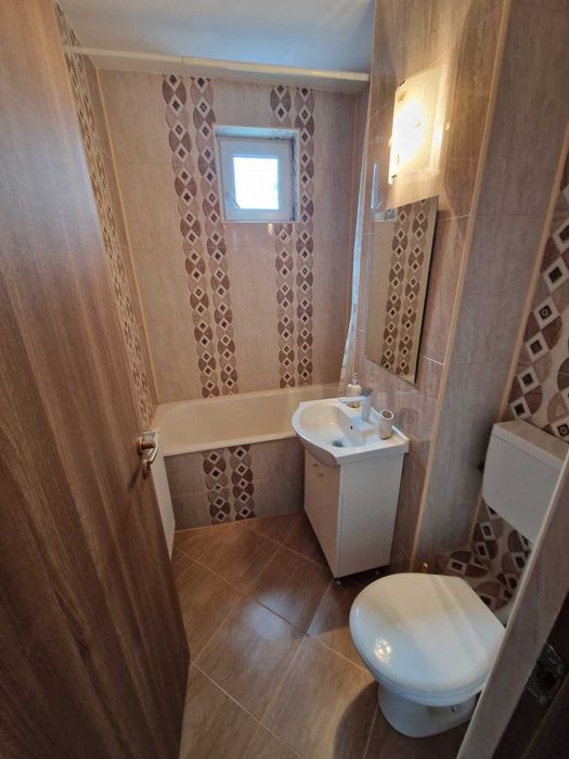 Apartament cu 2 camere, renovat în 2022, cu balcon, de vânzare – Sfântu Gheorghe, Aleea Teilor