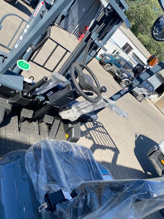 Вилочный погрузчик CHL CPCD20