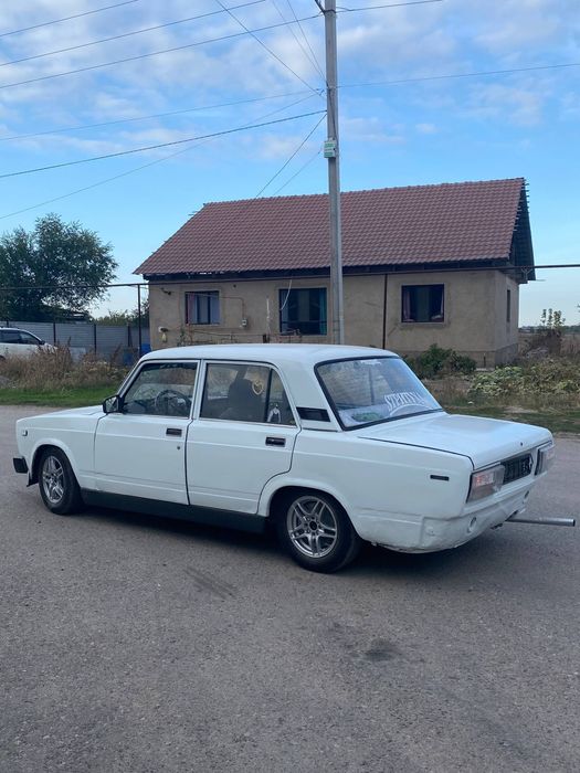 ваз 2105 лада жигули