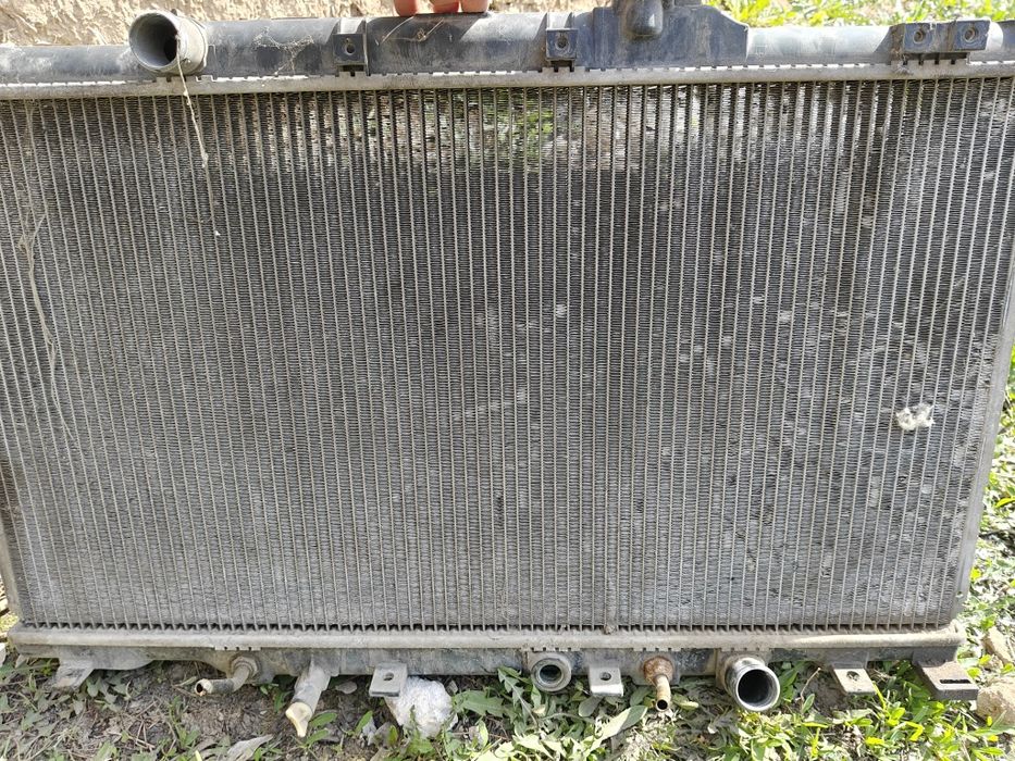 Радиатор на хонду ср ви