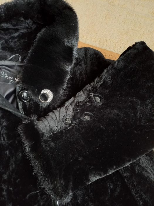 Продам шубу мутоновую