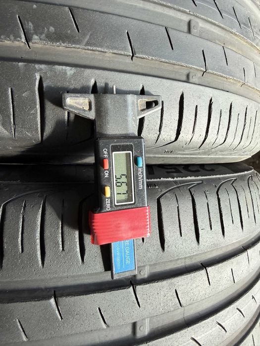 2x Anvelope Vara 225/45 R17 - Continental Premium Contact 6