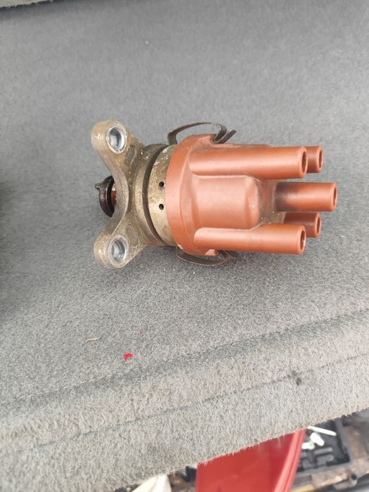 Далеко за toyota carina бензин от 92 до 98 година бензин