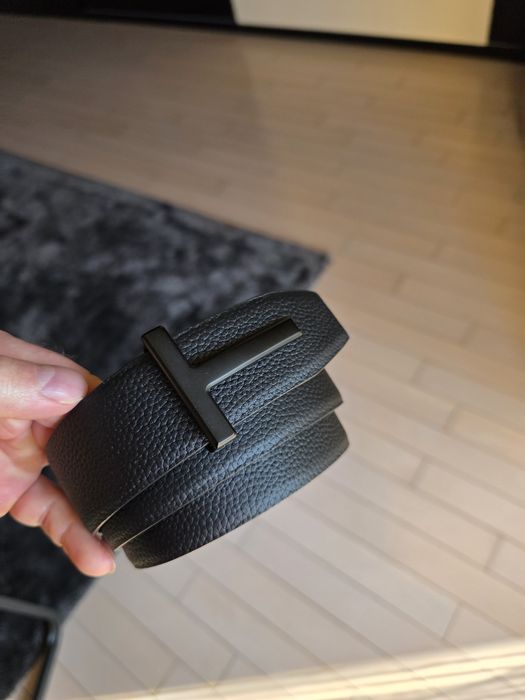 Колан Tom Ford – черен, матова катарама – размер 90